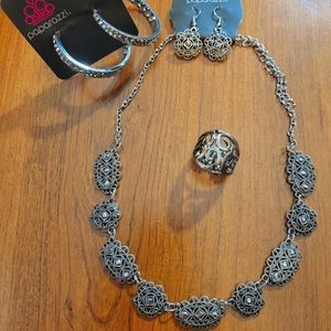 Paparazzi Vintage Style Black Metal